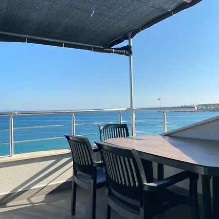 Seaside Ξενοδοχείο με διαμερίσματα 3*