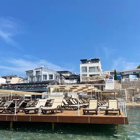Ξενοδοχείο με διαμερίσματα Seaside Ντιντίμ