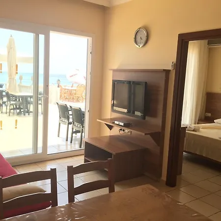 Seaside Apart Otel 2*