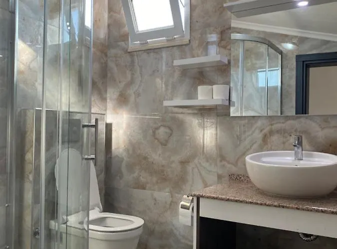 Seaside Aparthotel 3*